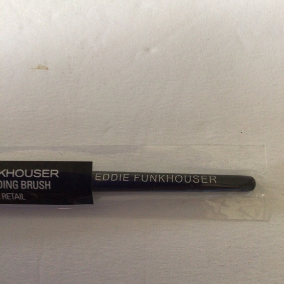 EDDIE FUNKHOUSER DOMED BLENDING EYESHADOW BRUSH NWT - Picture 6 of 7